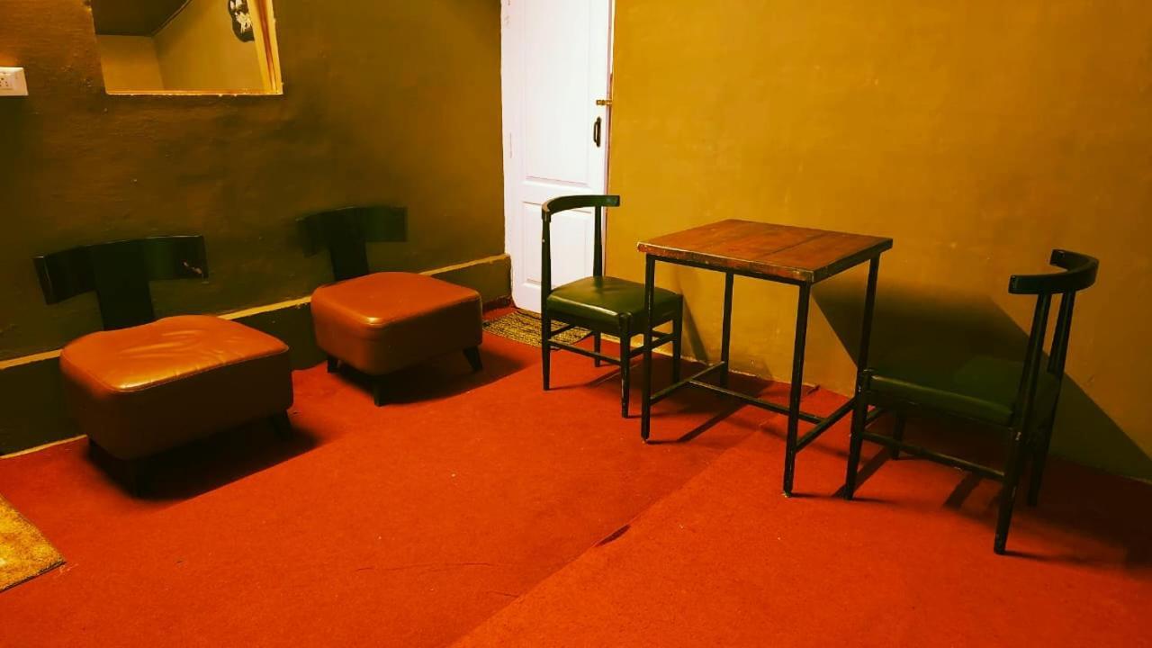 Hotel Woodhouse Utakamand Zewnętrze zdjęcie