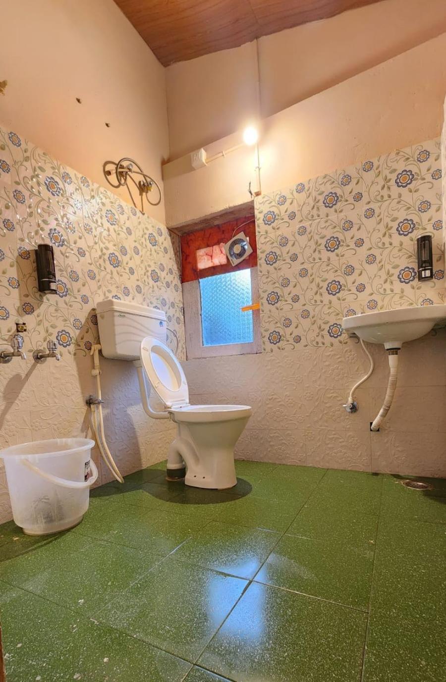 Hotel Woodhouse Utakamand Zewnętrze zdjęcie