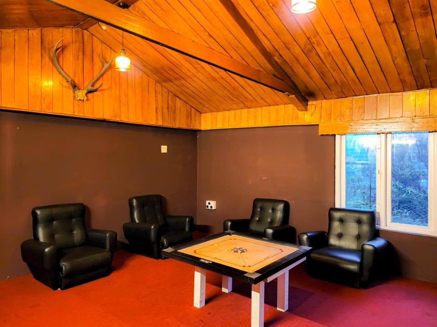 Hotel Woodhouse Utakamand Zewnętrze zdjęcie