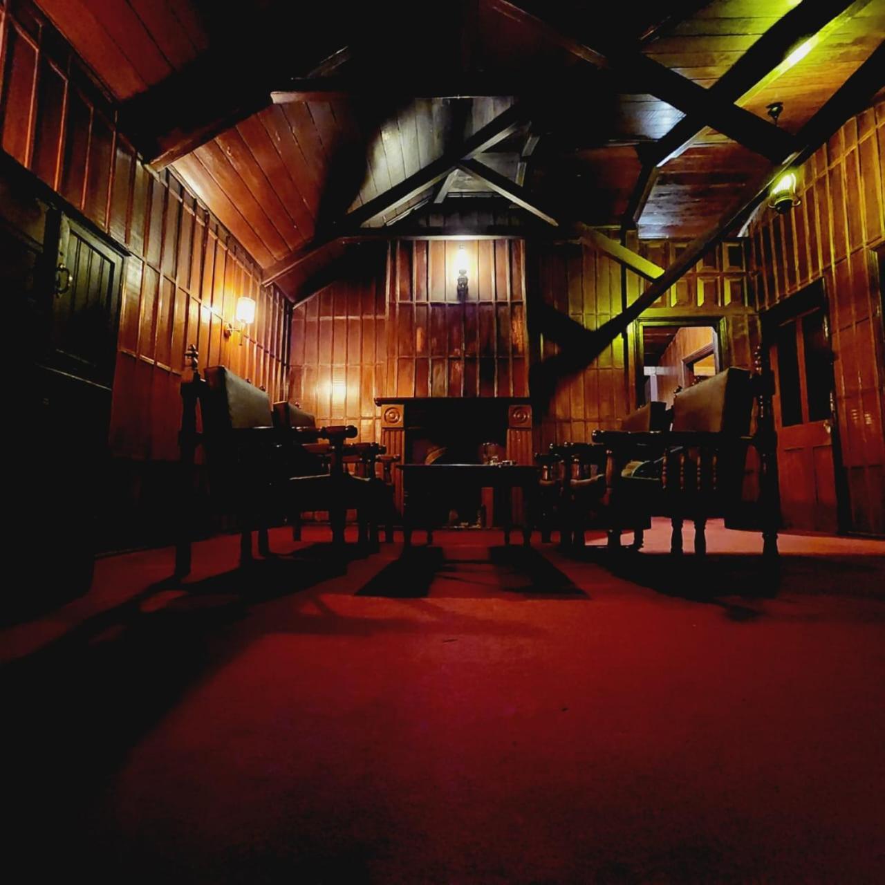 Hotel Woodhouse Utakamand Zewnętrze zdjęcie